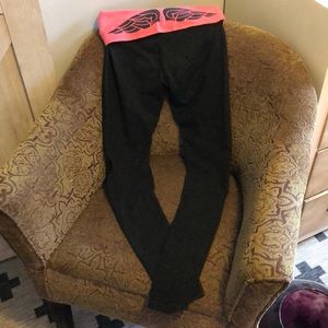 Victoria’s Secret leggings